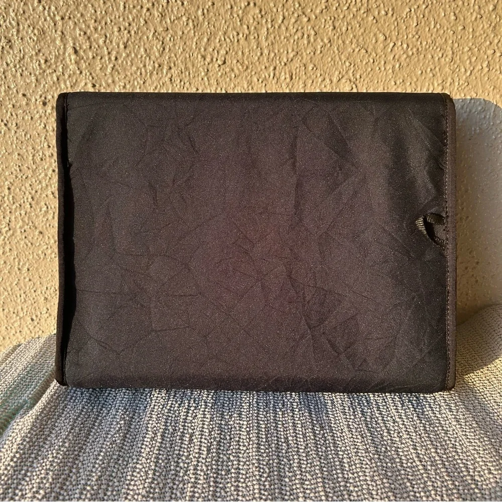 Targus Phobos 12 Notebook Sleeve, Black - TSS13601US NWOT NEW